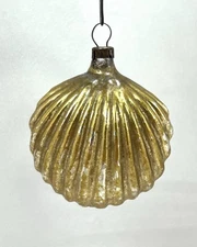Vintage Glass Outdent Clam Sea Shell Feather Tree Gold Christmas Ornament German