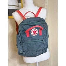 Fjallraven Kånken Backpack in Teal with Red ...