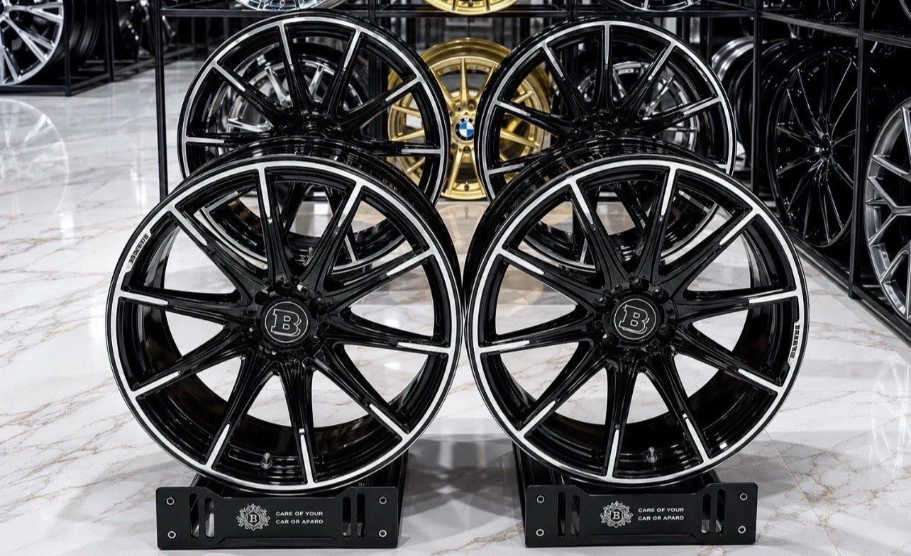 4PCS 20x8.5/9.5 Staggered Set Fits Brabus 5x112 ET35/35 CB66.6 Black MF