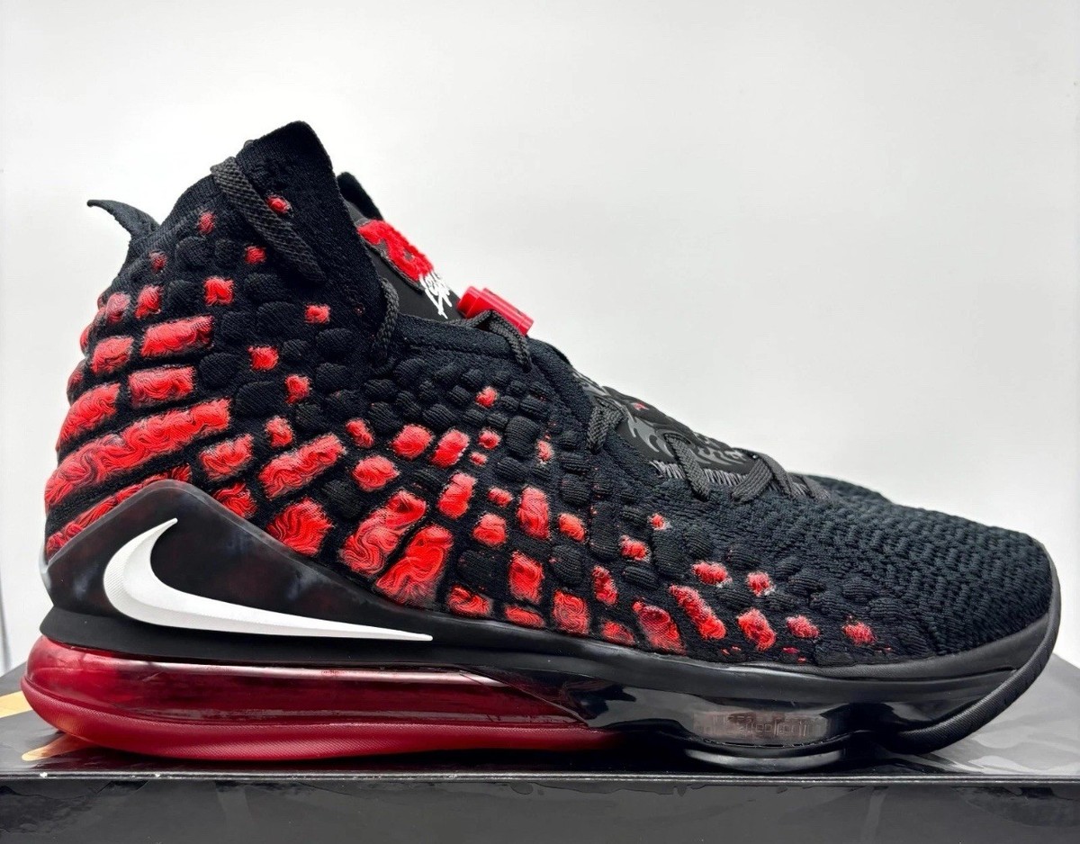美品 Nike LeBron 17 INFRARED 24cm Nike LeBron 17 Infrared Black Basketball Athletic Shoes Size 13