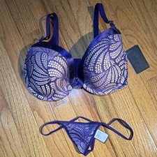 Frederick's of Hollywood Women's Bra 34D Set