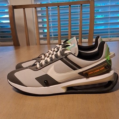 Nike Air Gray White Black Green DO2334-011 Men's Low Top Lace-Up Sneakers