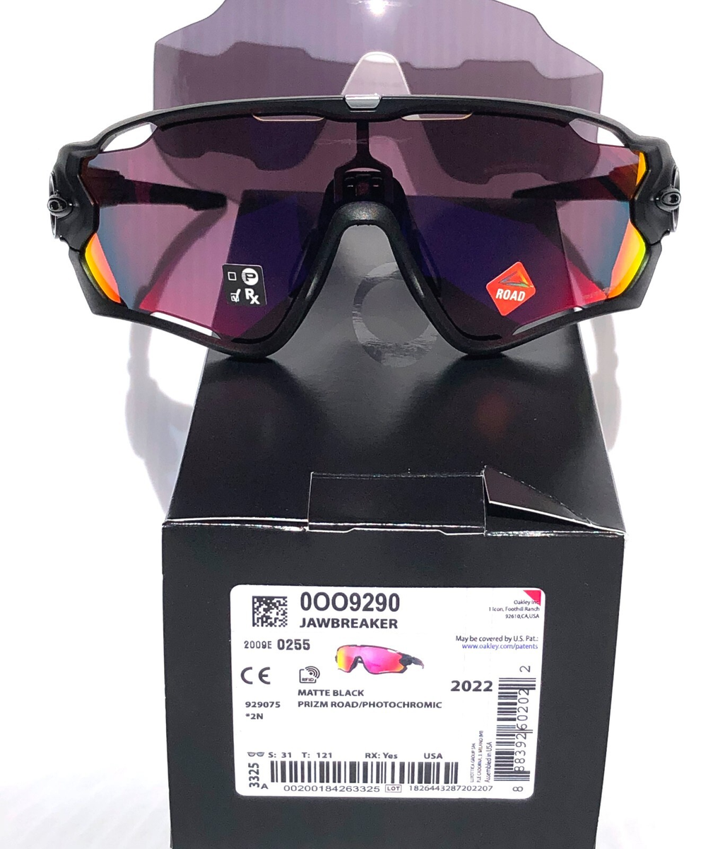 Oakley JAWBREAKER Matte Black PRIZM Road & Photochromic 2 Lens