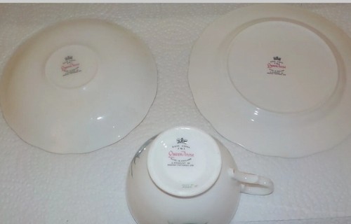 QUEEN ANNE BLUE ROSE FLORAL TEACUP SAUCER DESSERT PLATE BONE CHINA GOLD TRIM - Picture 7 of 12