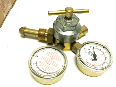 ●MAINE P.A. & FIFTY G$ Miller 267834 Regulator / Flowmeter 10−50 CFH Argon for sale