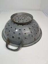 Vintage Gray Enamelware Graniteware Colander Strainer with handles 10 Rusty