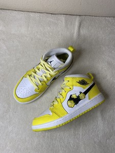 Nike Air Jordan 1 Mid SE GS Rose Patch - Dynamic Yellow AV5174-700 |  KICKSCREW