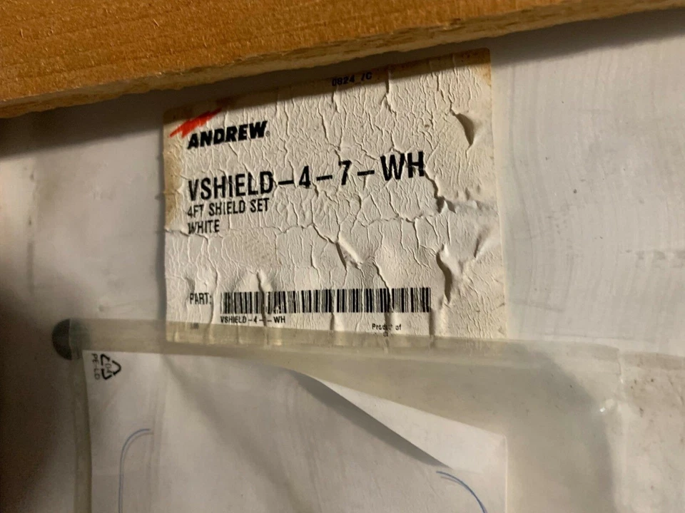 Antena de perfil Andrew VHLP4-7W-SE1A 1,2 M 7 GHz Stratex 086-073121-103 Foto 4 de 4