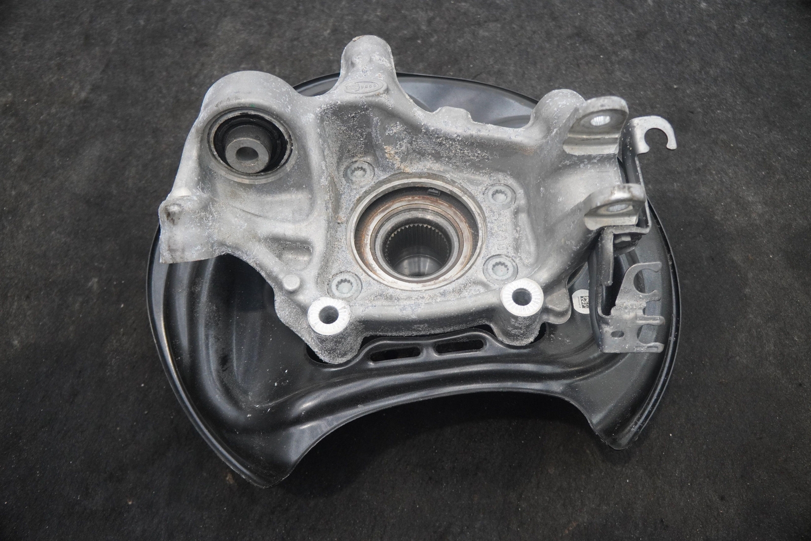 Rear Left Spindle Knuckle Hub Wheel Bearing 4M0505431AG OEM Lamborghini Urus