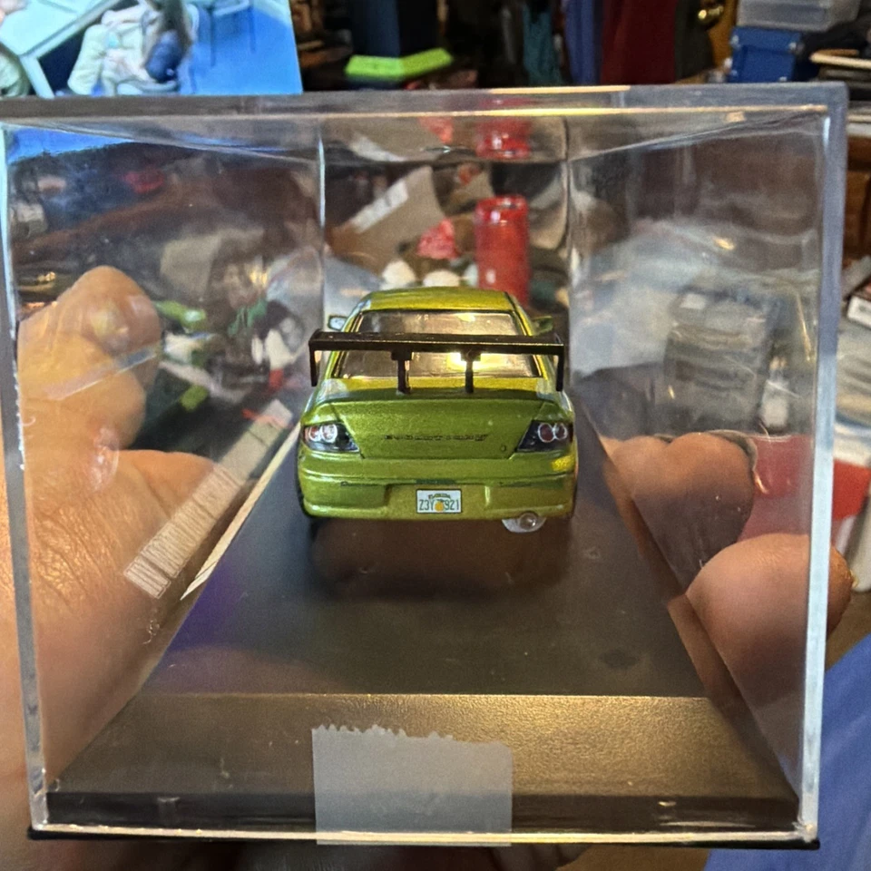 Mitsubishi Lancer Evolution VII 2002 escala 1/43 (4") Brian's Evo 7 - luz verde Foto 3 de 4