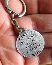 Ancien porte clé métal Garage de l'Alma Renault St Etienne St Christophe Ann. 60