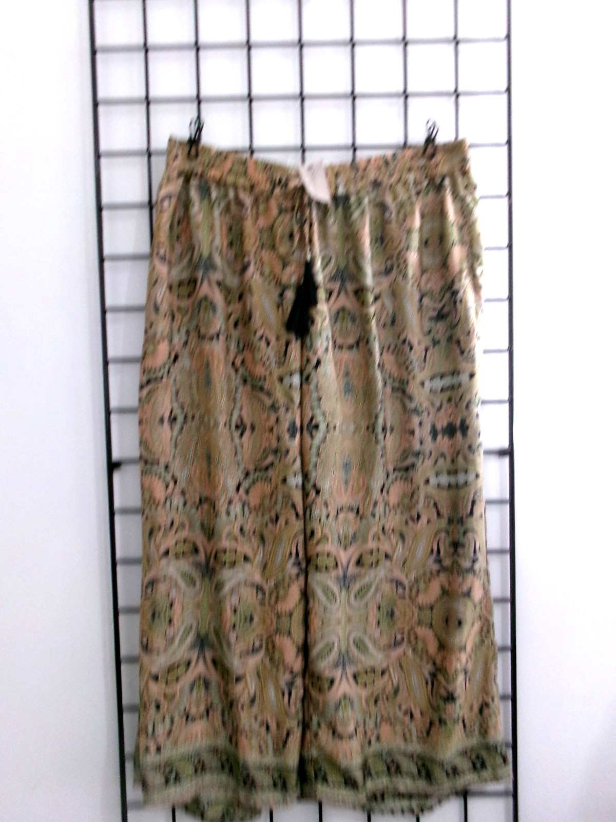 PANTALONES DE PIERNA ANCHA "NUEVO" FILOSOPHY TALLA 2X==FLUIDOS/MELOCOTÓN Y VERDE ESTAMPADO FLORAL
