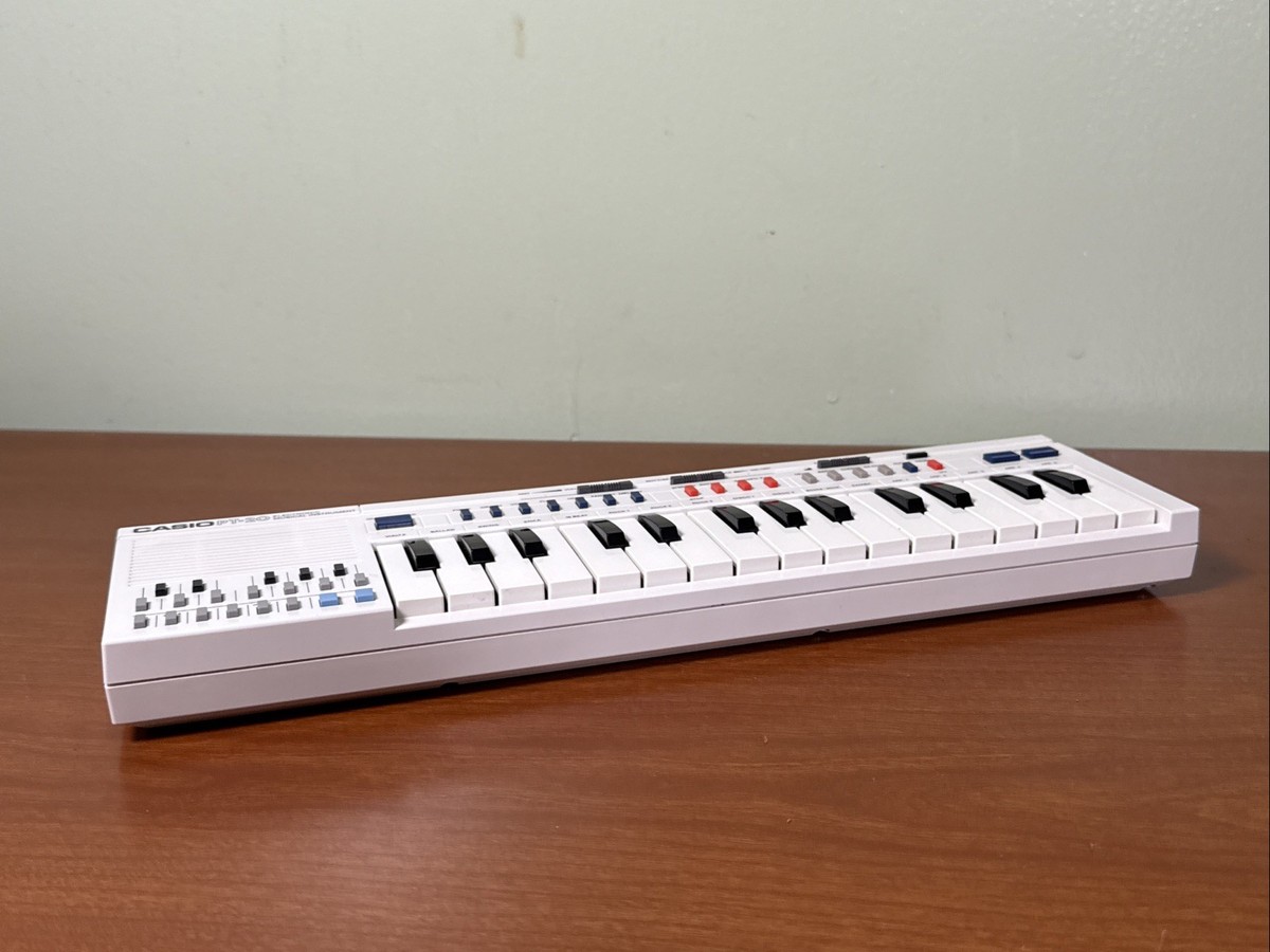 Vintage Casio PT-20 Electronic Keyboard Synthesizer Japan