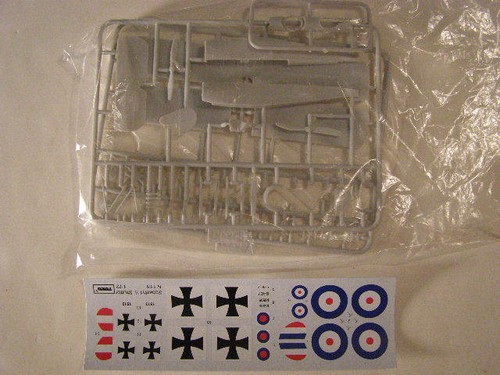 Reino Unido Sopwith 1 1/2 Strutter Scout, Primera Guerra Mundial 1/72 TOKO modelo kit RO 118 - Imagen 4 de 4