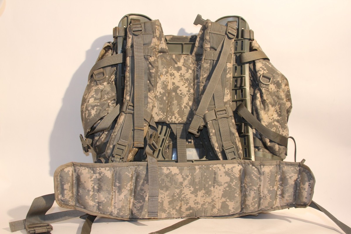 U.S. Military Rucksack Backpack w Frame Large Army ACU