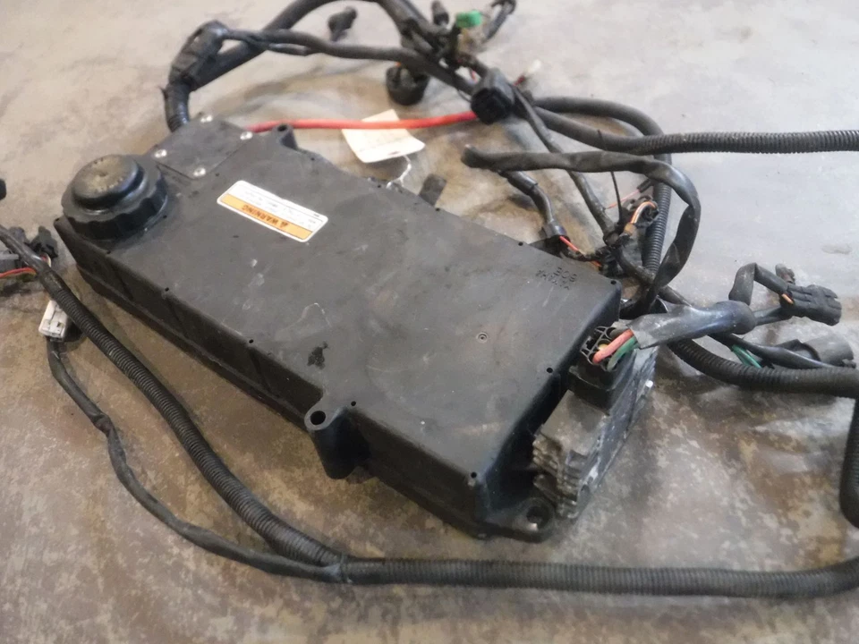 2002-04 YAMAHA FX 140 CRUISER 1000 COMPLETE ELECTRICAL BOX W/ ECU 60E-8591A-11-0 - Image 3 of 4