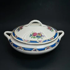 Furnivals Tureen Covered Vegetable Dish England 1913 White Blue Floral 9"