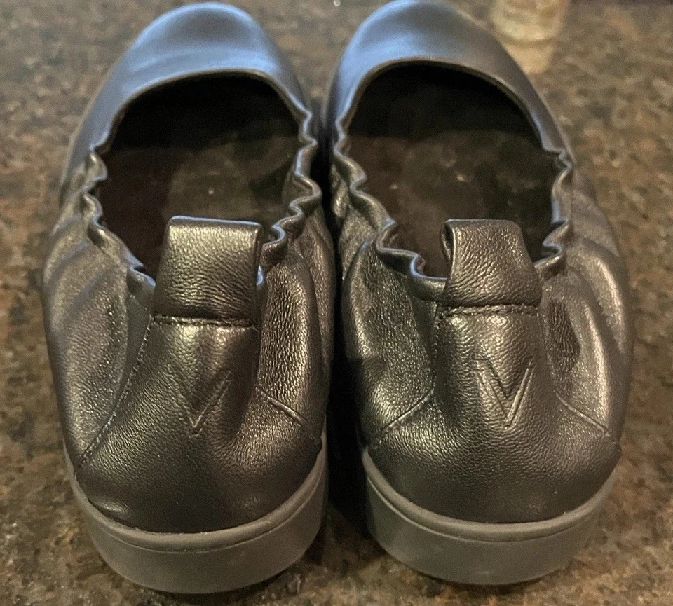 Vionic Black Leather Uptown Ballet Slip-ons, Women’s US Size 8.5 - Image 3 of 4