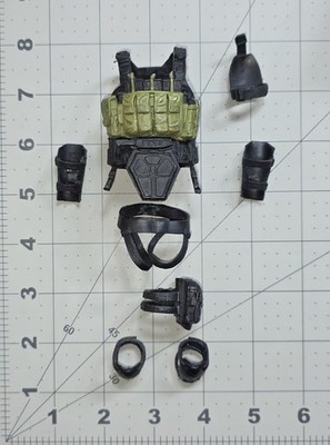 McFarlane Call of Duty Tactical Spawn Body Armor 7