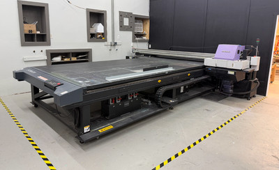 2014 Mimaki JFX500-2131 UV Flatbed Printer