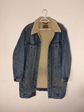 Levi's Premium Sherpa Lined Long Trucker Jacket in Medium Wash
