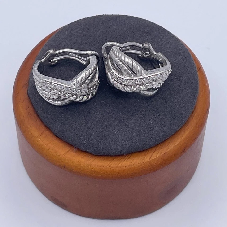 Pendientes de aro Judith Ripka de plata de ley 925 con cuerda cruzada circonita cúbica Tailandia Foto 3 de 4