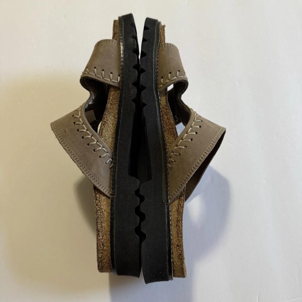 Sandalias Naot de cuero para mujer con plantilla de corcho marrón topo talla 39/7,5-8 Foto 4 de 4