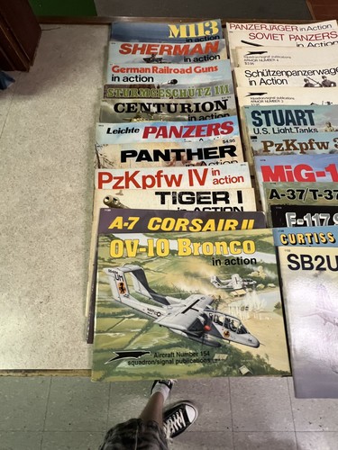 Squadron Signal Publications Military Aircraft Airplane Combat Troops Lot #4 - Picture 16 of 20