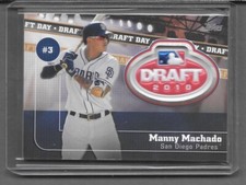 2020 Topps Series 2 Draft Day Medallion Gold #DDM-MM Manny Machado (Padres)/25