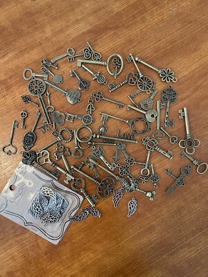 50+ Lot Bronze Vintage Classic Small Keys Steampunk Wings DIY Jewelry Crafts