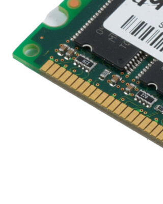 Mémoire RAM Micron MT8HTF6464AY-53EB3 512 Mo 533 MHz - PC2-4200U (DDR2-533) DDR2