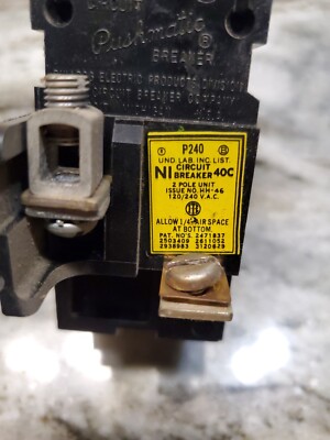 Interruttore Automatico Bulldog Pushmatic P240 40A 2 Poli 240V - Nuovo In Scatola