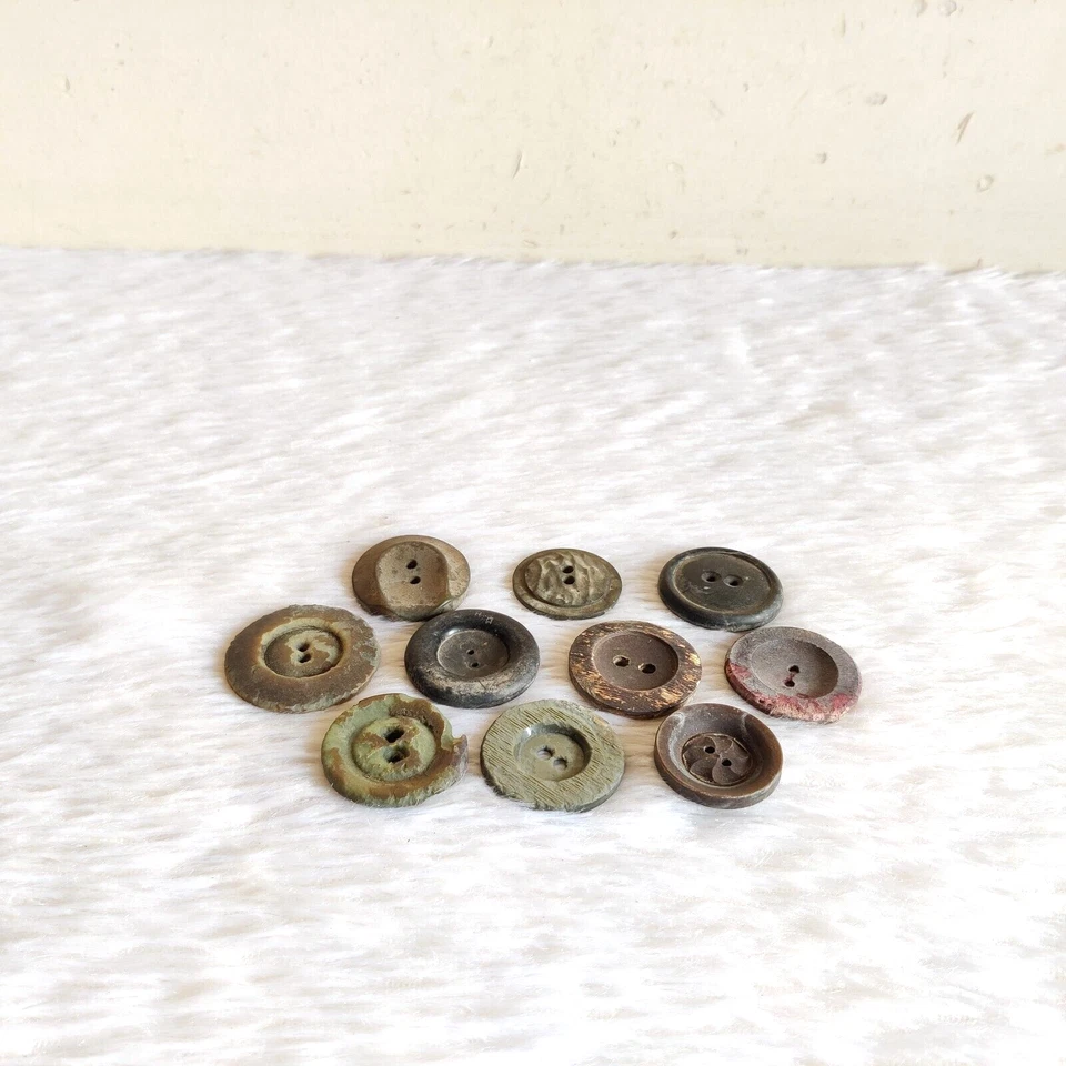 Vintage Different Bakelite Buttons Old 10Pcs BTN113 - Image 2 of 4