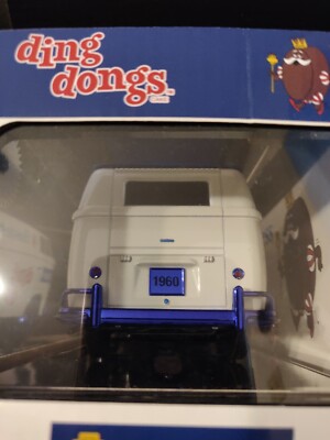 M2 Machines CHASE Hostess Ding Dongs 1960 VW Volkswagen Delivery