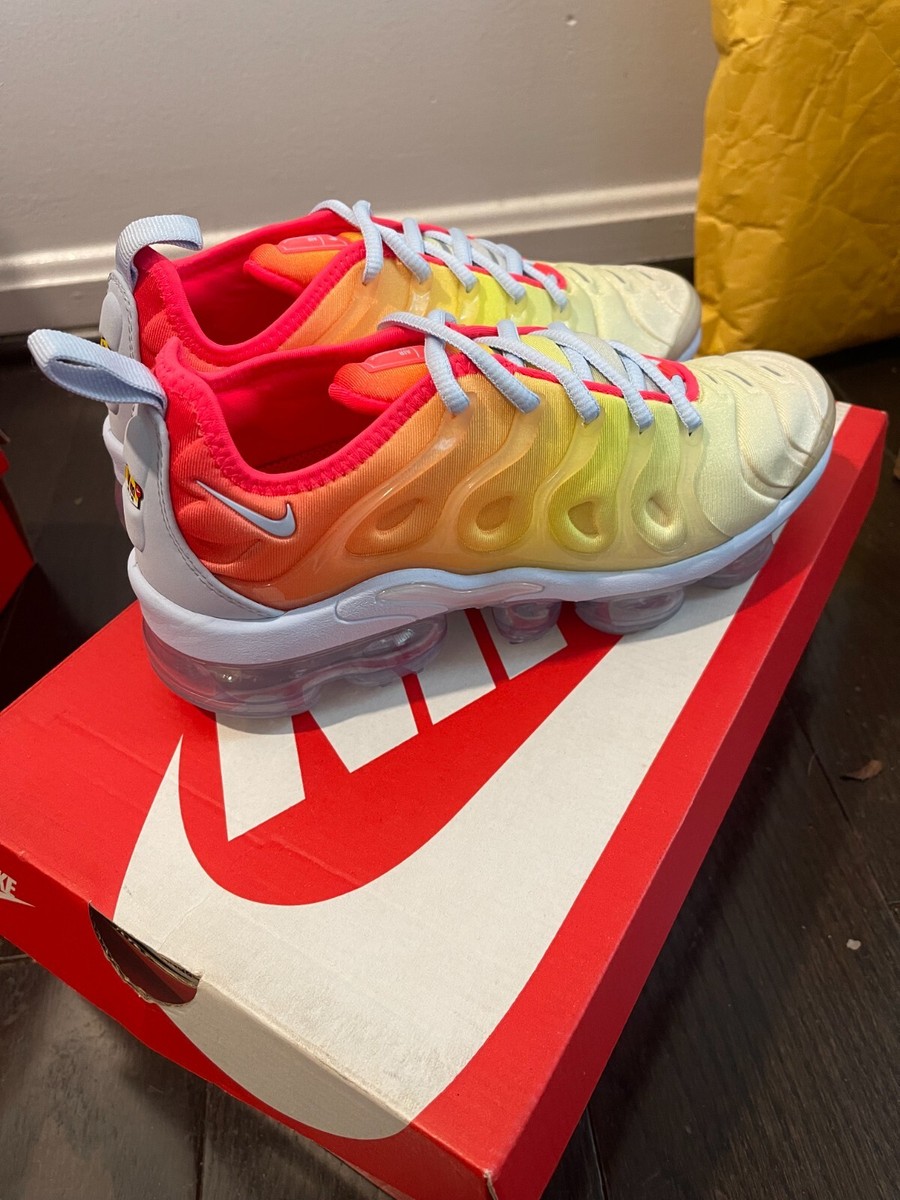 nike vapormax plus orange and yellow