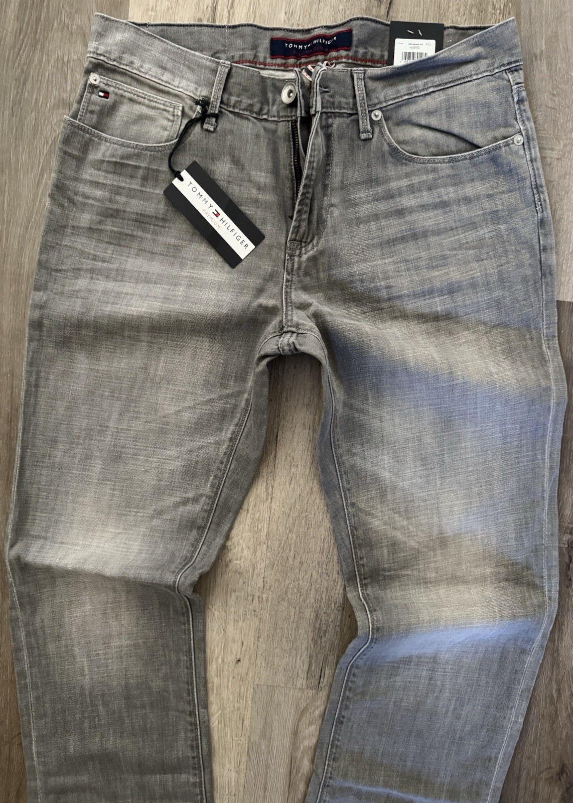 Tommy Hilfiger Premium Slim Straight Jeans Men Size 31 X 32 Classic Gray Wash