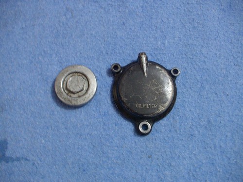 1989 XT350 Oil Filter Cover and Drain Plug