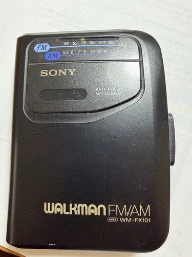 Sony Walkman WM-FX101 AM/FM Radio Cassette Tape Player  Vintage