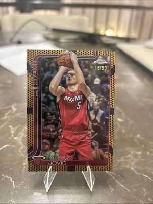 2025 Topps Chrome Nikola Jovic Gold Basketball Border /50 Miami Heat