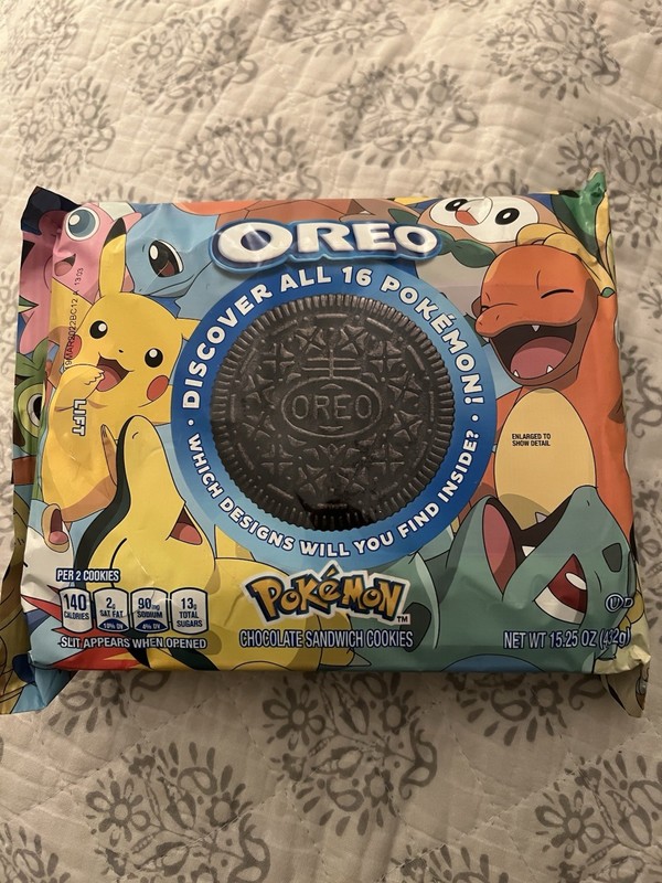 Oreo Pokémon Chocolate Sandwich Cookies, 15.25 oz (432g) Packet, 1 Pack