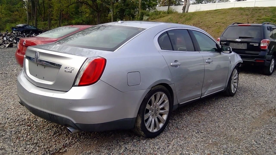(LOCAL PICKUP ONLY) Driver Left Fender Fits 09-12 MKS 1549950 - Image 4 of 4