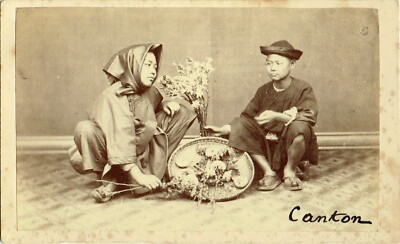 PHOTO CDV Circa 1880 Canton Chinese Type Couple in Traditional Outfits
