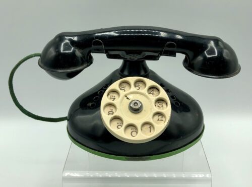 Vintage Child’s Metal Toy Telephone /b - Picture 1 of 7