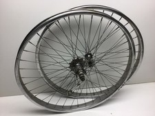 Vintage 1950s Schwinn 26 2.125 S2 Chrome Bicycle Wheels Phantom Panther Vintage 1950s Schwinn 26 2.125 S2 Chrome Bicycle Wheels Phantom Panther