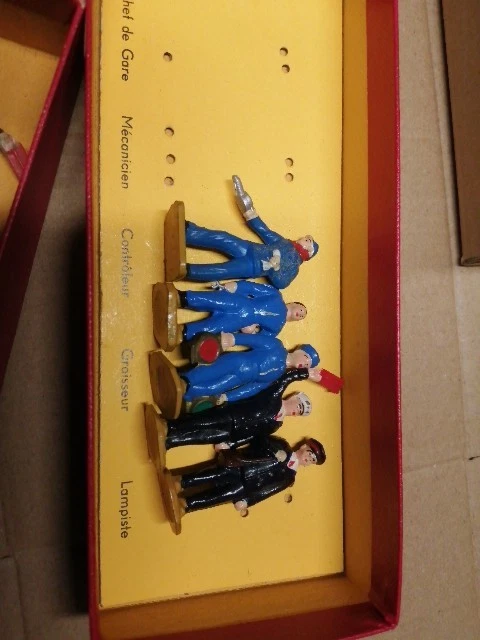 Lot De 2 BOITE DE SUJETS INCASSABLES HORNBY ÉCHELLE O Mélanger? - Photo 2/4