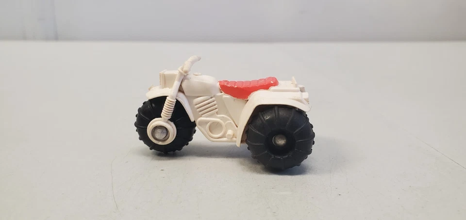 Vehículo todo terreno Tonka Honda 250R 1988 blanco de tres ruedas de colección triciclo Foto 2 de 4