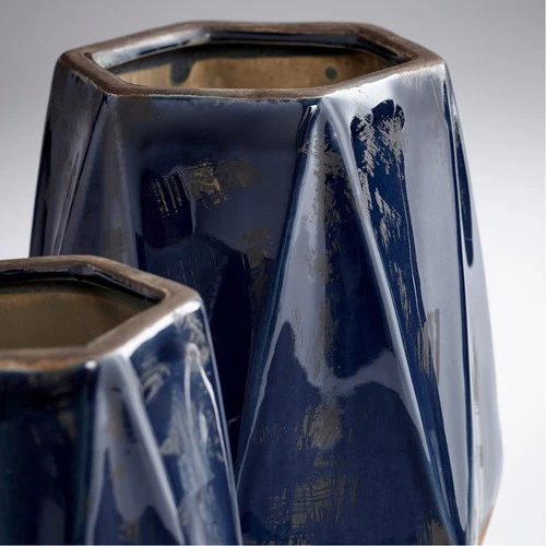 Cyan Design 11049 Chamos Blue Planter, Large - Picture 4 of 4