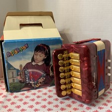 Vintage Goodlin Toy Co Accordion Kids Pearloid Red GL 805 Original  Button Box