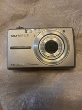 OLYMPUS FE-220 7.1 megapixel compact digital camera