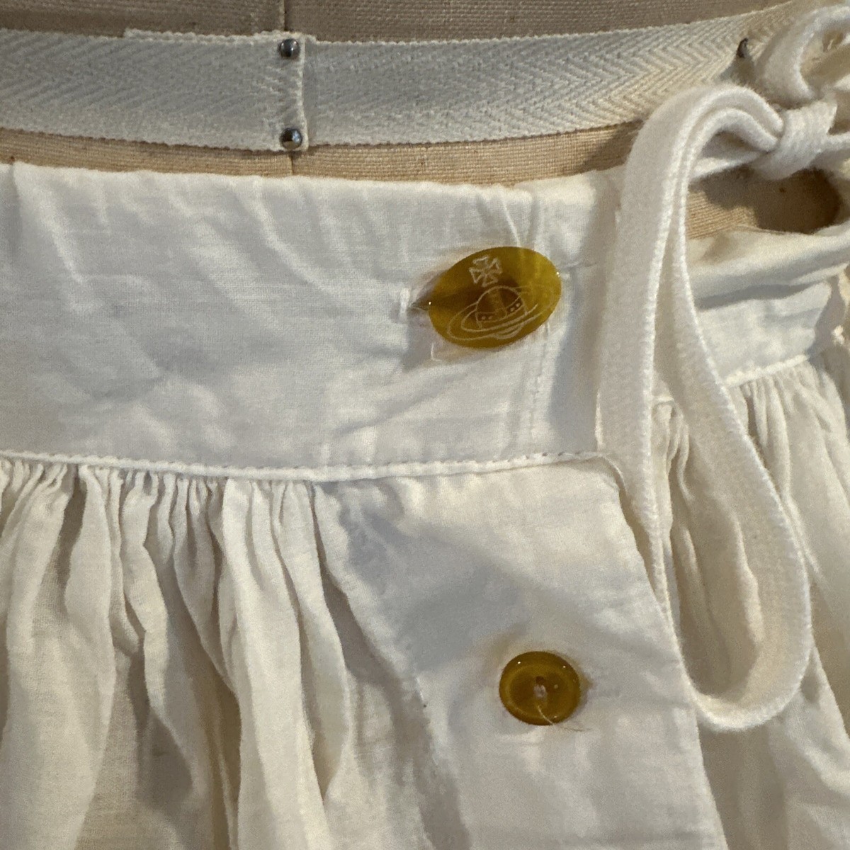 80s Vivienne Westwood Vintage 'Mini-Crini' Crinoline | eBay 80s Vivienne Westwood Vintage 'Mini-Crini' Crinoline | eBay